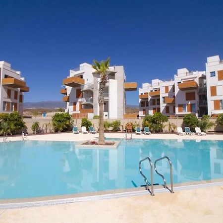 El Medano Beachfront Triplex Penthouse With Pool, Rooftop, Sea View Екстериор снимка