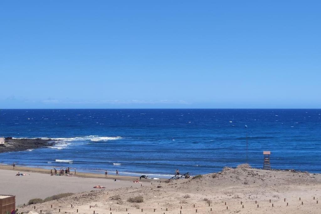 El Medano Beachfront Triplex Penthouse With Pool, Rooftop, Sea View Екстериор снимка
